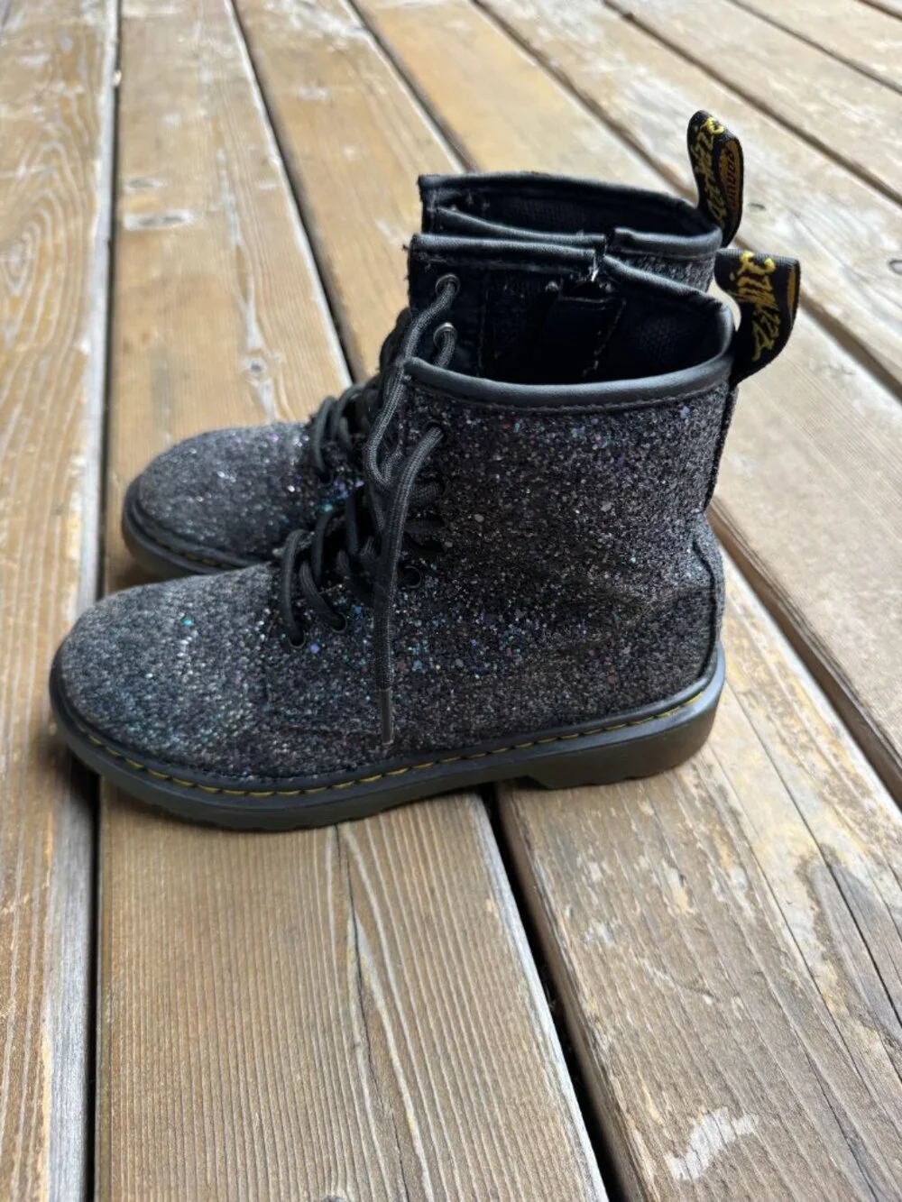 Dr Martens 1460 Glitter Black Chunky Glitter Side Zip Boots in Kids US 3/EU 34
